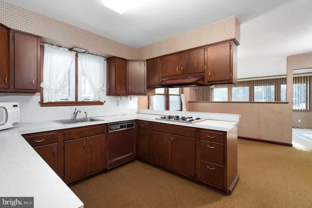 $4,250 | 70 Braeburn Drive, Princeton, NJ 08540