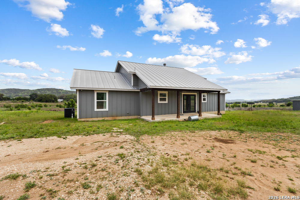 4574 Bump Gate Road Pipe Creek, TX 78063 - Photo 23 of 25