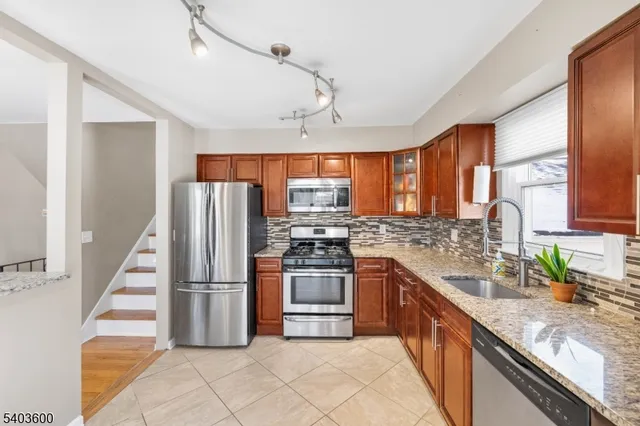 $624,900 | 15 Fordham Road, Somerset, NJ 08873