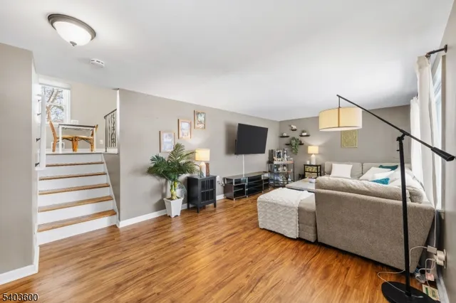 $624,900 | 15 Fordham Road, Somerset, NJ 08873