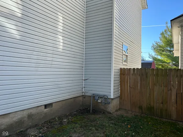 $115,000 | 709 Broad Street, New Castle, IN 47362