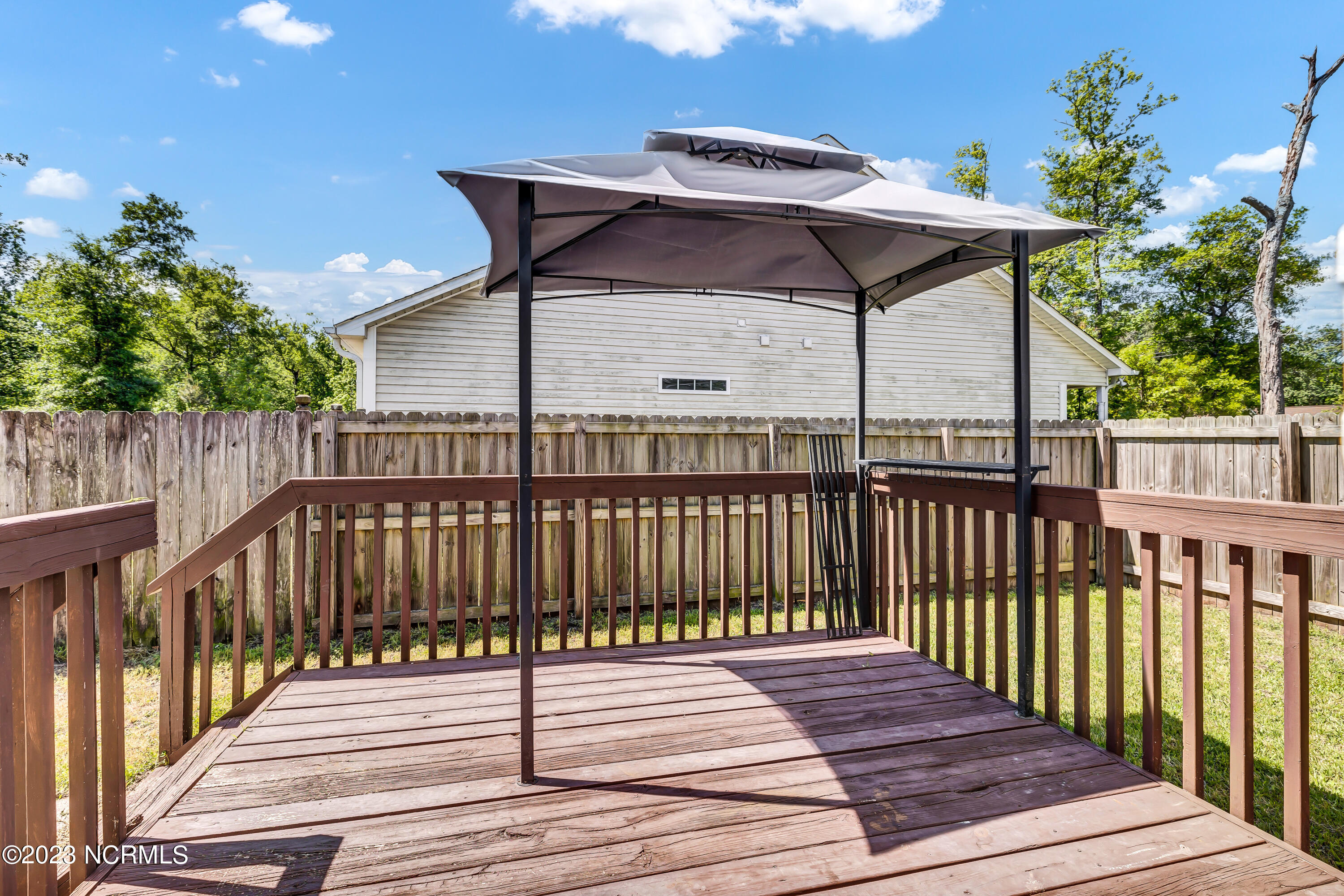 293 Haws Run Road Jacksonville, NC 28540 - Photo 24 of 29 Porch.
