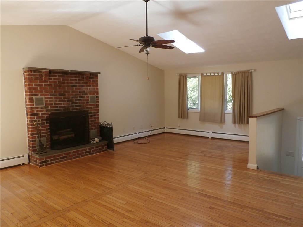 150 Fenner Hill Road Hopkinton, RI 02832 - Photo 5 of 16