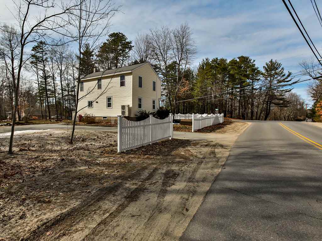 69 Stearns Road Amherst, NH 03031 - Photo 2 of 25 Gallery Image 2