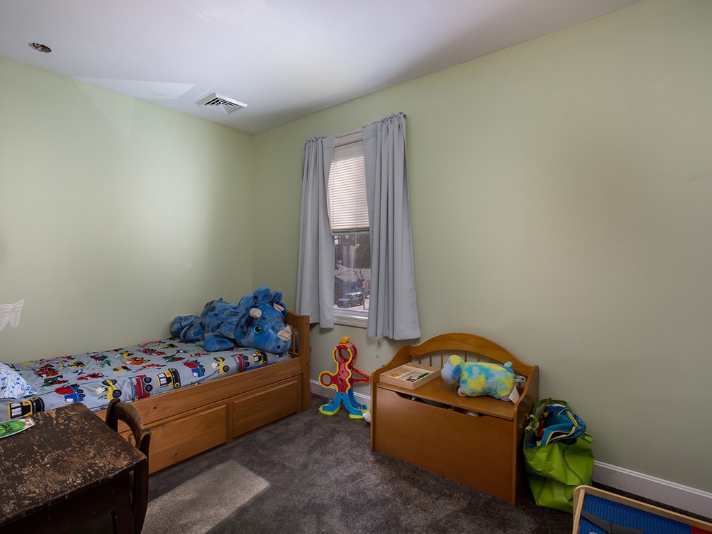 69 Stearns Road Amherst, NH 03031 - Photo 14 of 25 Gallery Image 14