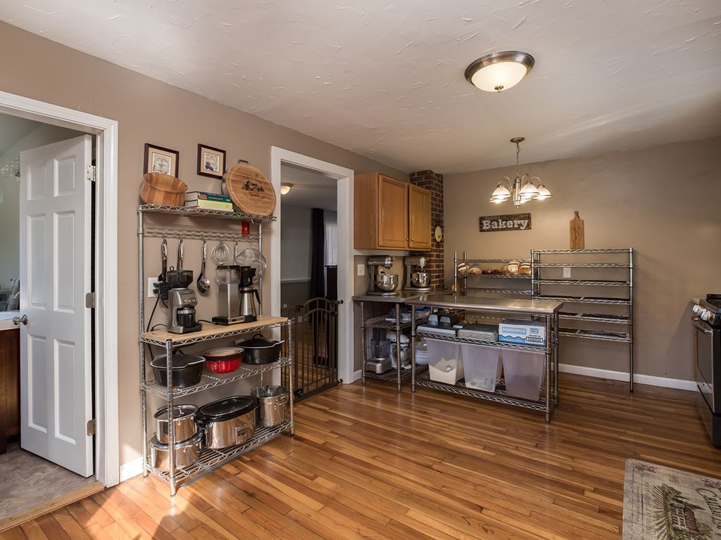 69 Stearns Road Amherst, NH 03031 - Photo 6 of 25 Gallery Image 6