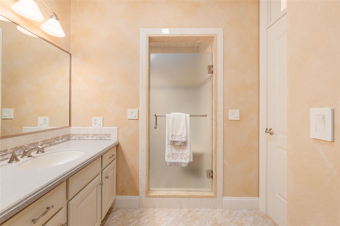2271 Middle Road East Greenwich, RI 02818 - Photo 31 of 50 Full bathroom with shower