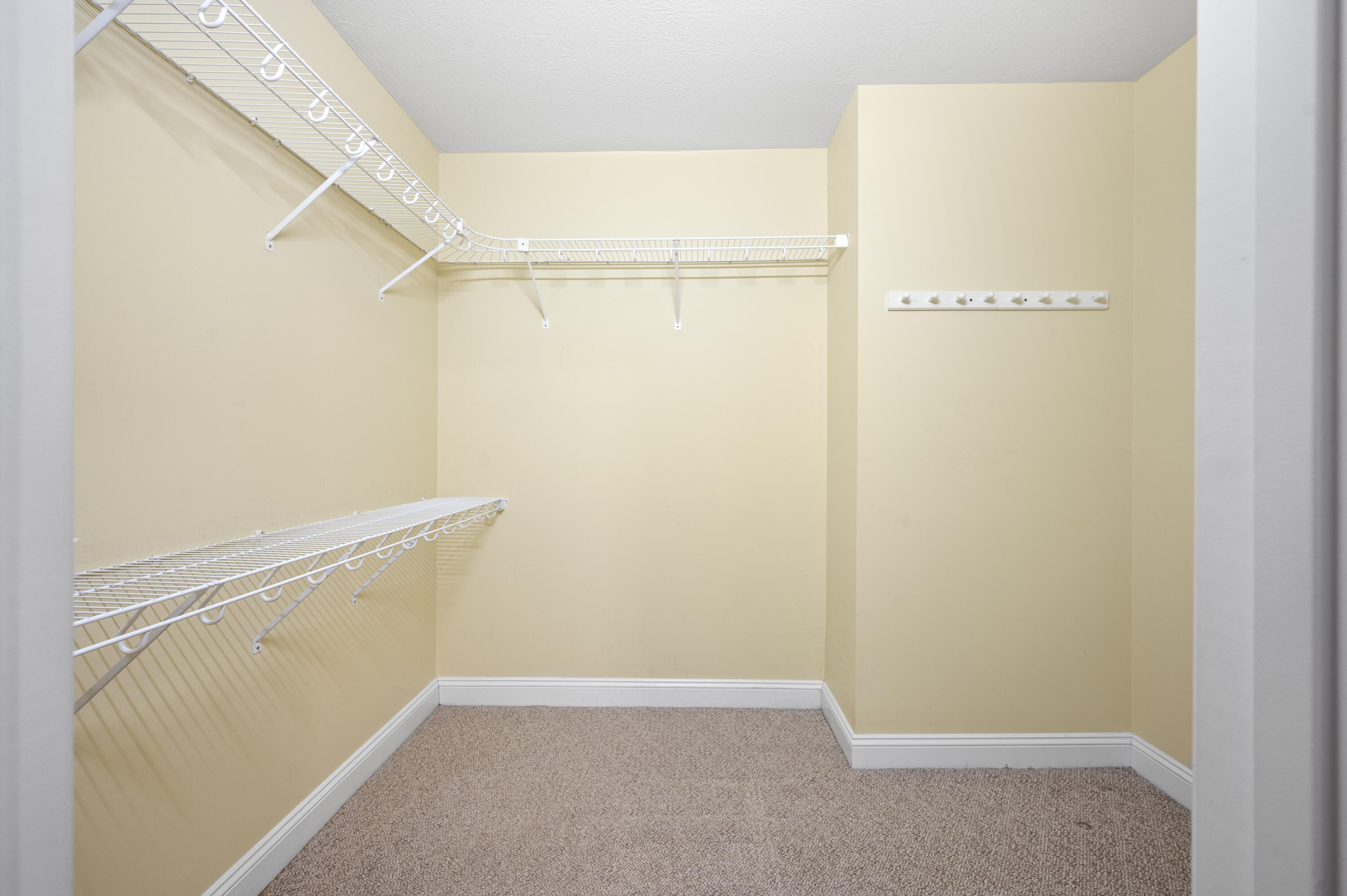 69 Kavanaugh Road, Unit 69 Old Orchard Beach, ME 04064 - Photo 22 of 36 interior18