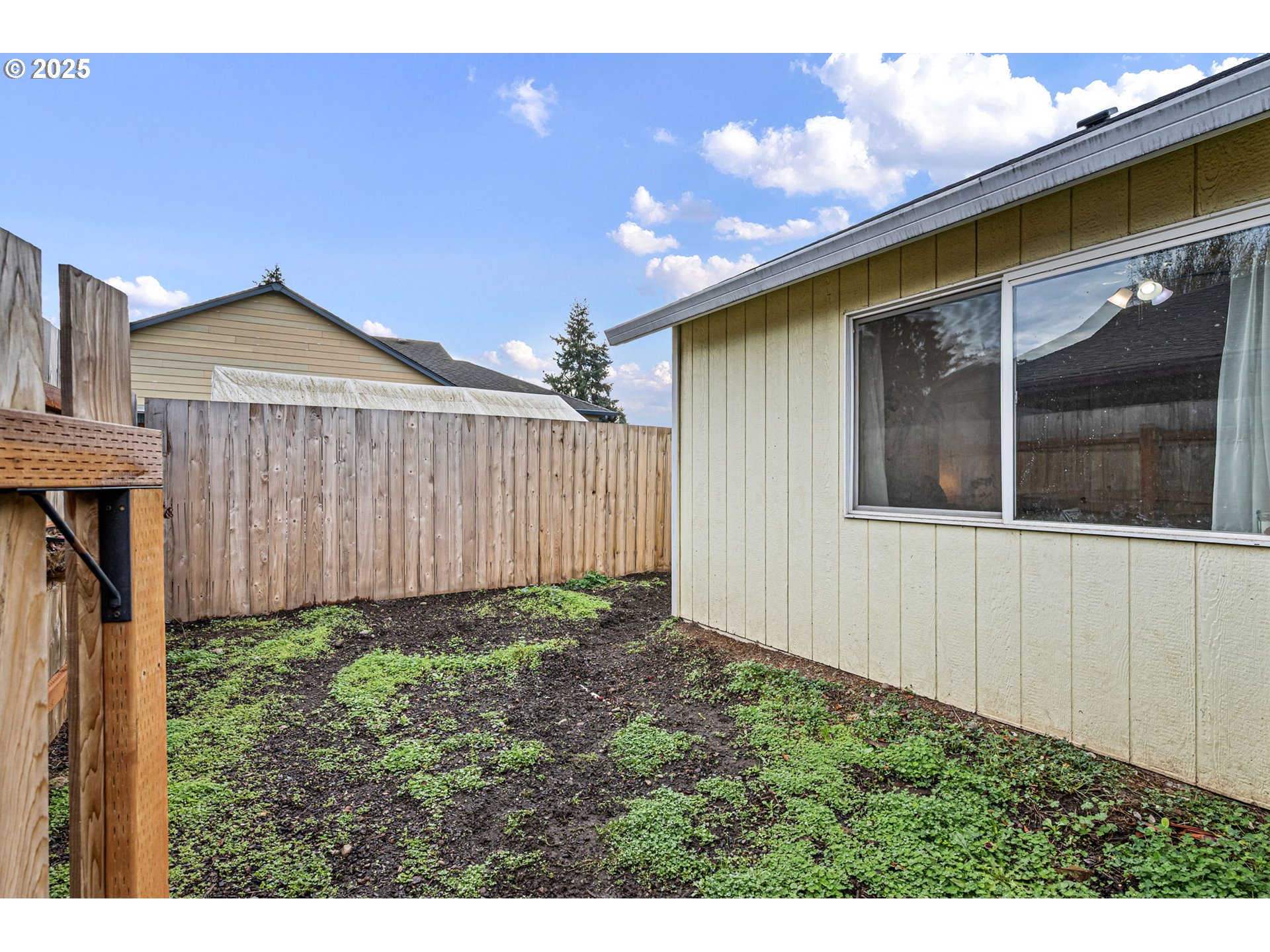3785 Dove Lane Eugene, OR 97402 - Photo 39 of 43 a view of a backyard