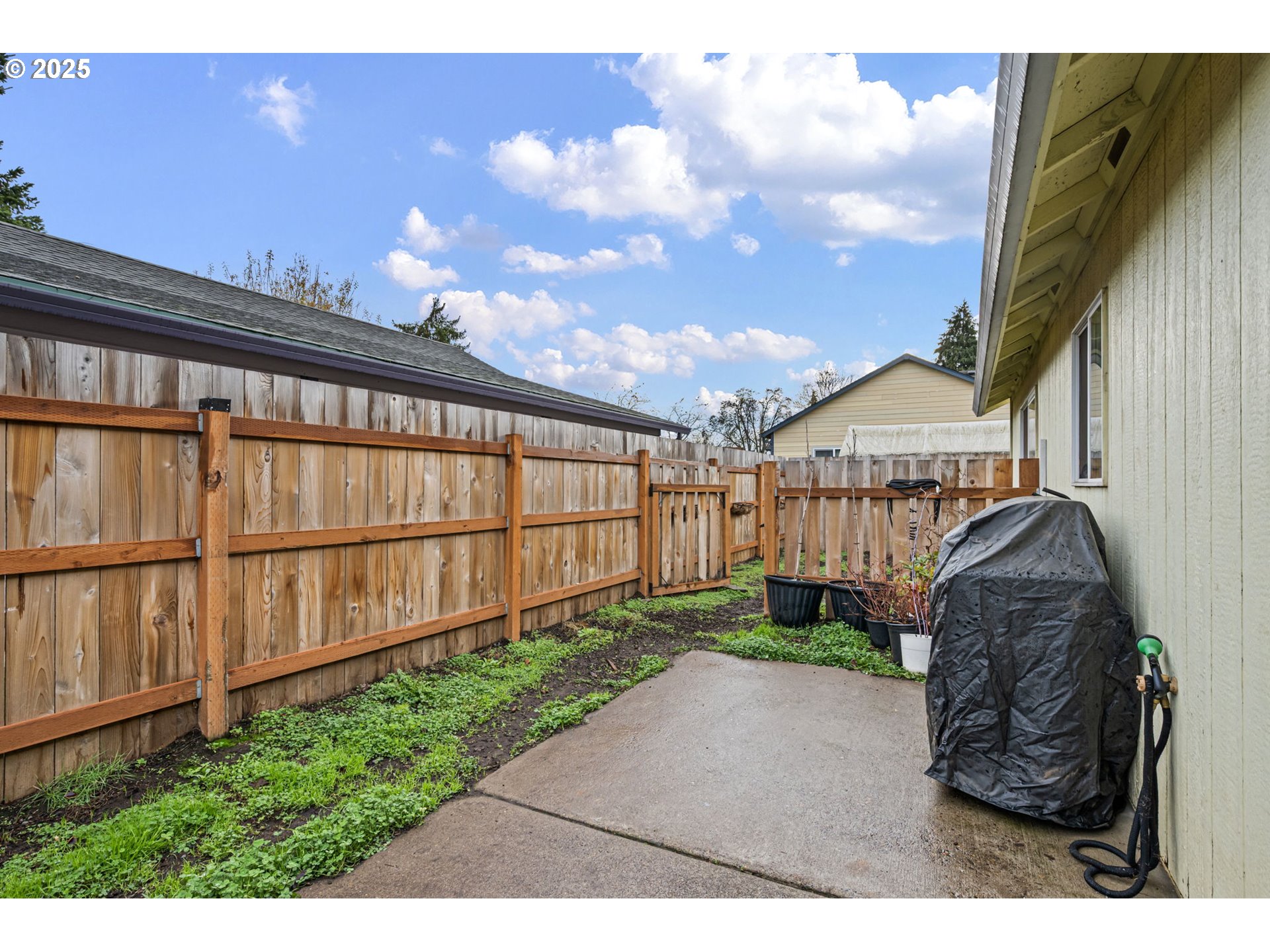 3785 Dove Lane Eugene, OR 97402 - Photo 41 of 43 a garden view