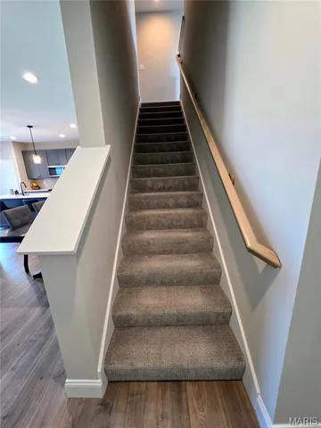 $379,999 | 101 Woodline Court, St. Peters, MO 63376