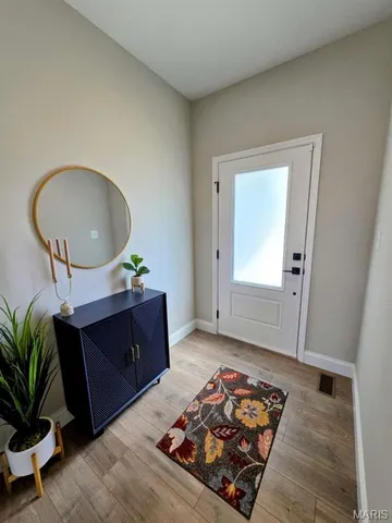 $379,999 | 101 Woodline Court, St. Peters, MO 63376