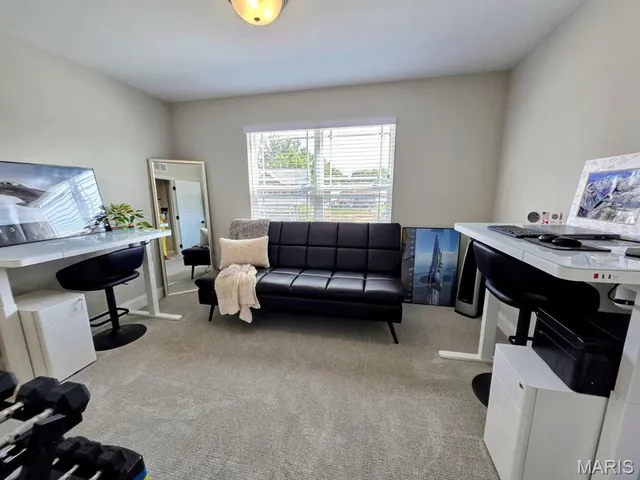 $379,999 | 101 Woodline Court, St. Peters, MO 63376