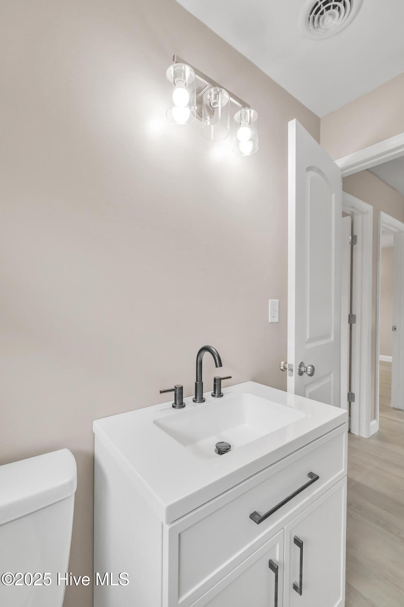 175 Kellumtown Road Hubert, NC 28539 - Photo 20 of 23 Bathroom (2)