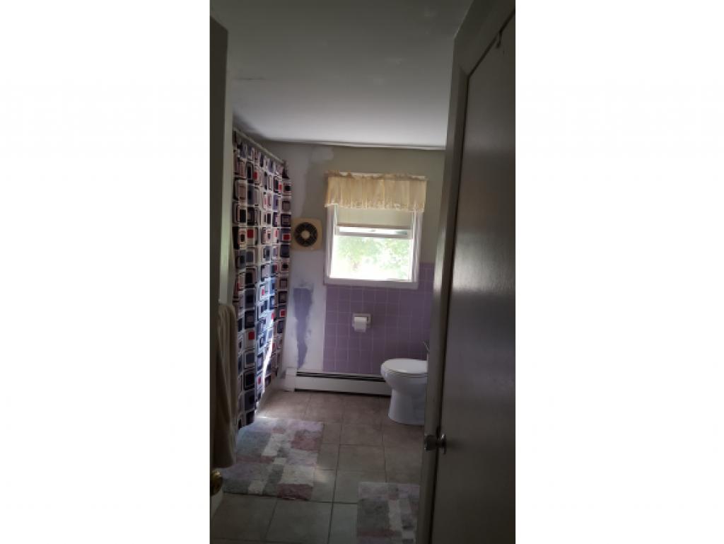 53 Old Sandown Road Chester, NH 03036 - Photo 33 of 35