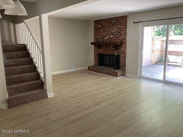 1851 Quail Ridge Road, Unit J Greenville, NC 27858 - Photo 3 of 13