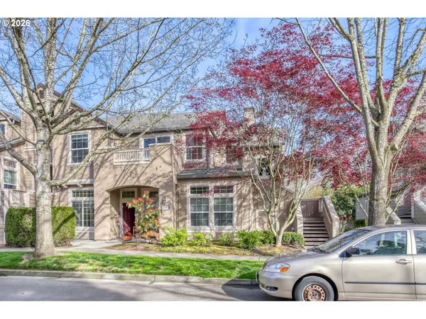 $419,900 | 1828 Northeast Ashberry Drive, Hillsboro, OR 97124