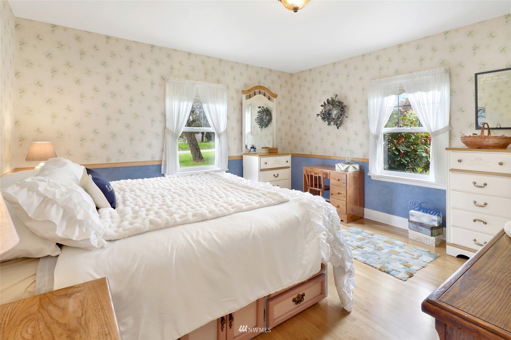 539 East Smith Road Bellingham, WA 98226 - Photo 13 of 40 Gallery Image 13