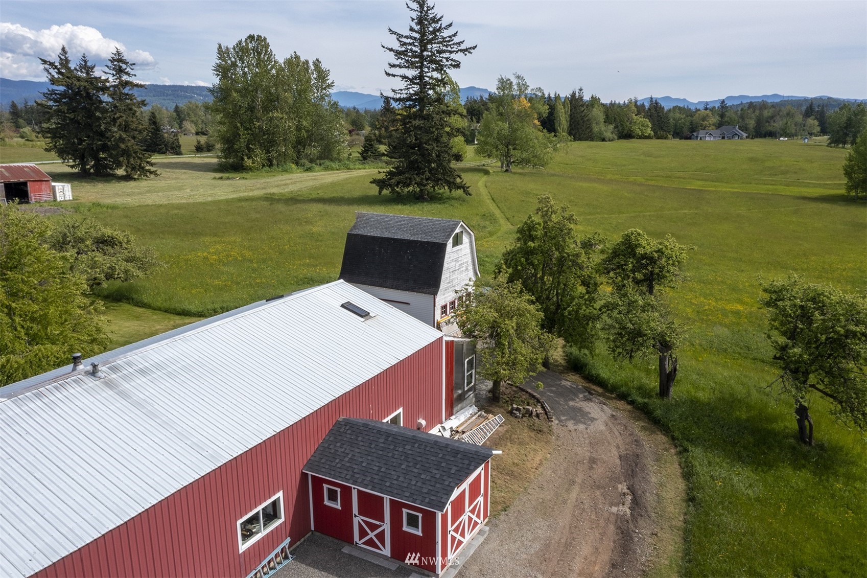 539 East Smith Road Bellingham, WA 98226 - Photo 26 of 40 Gallery Image 26