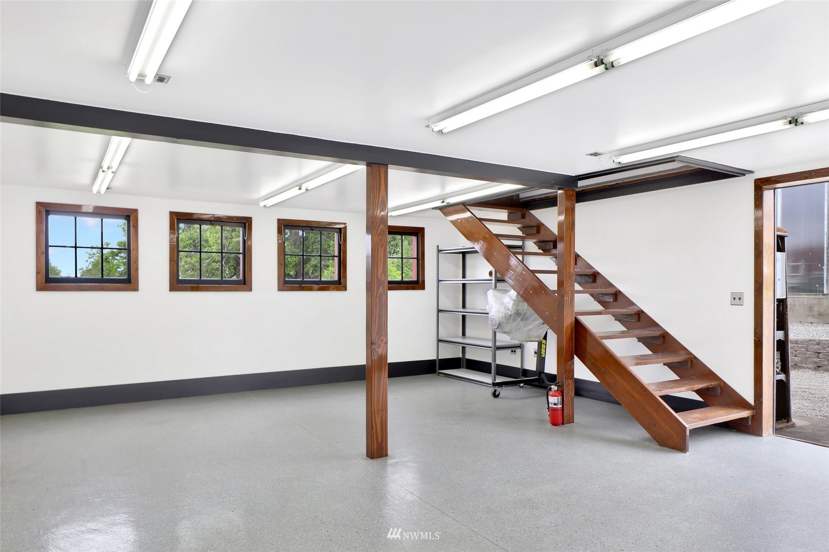 539 East Smith Road Bellingham, WA 98226 - Photo 28 of 40 Gallery Image 28