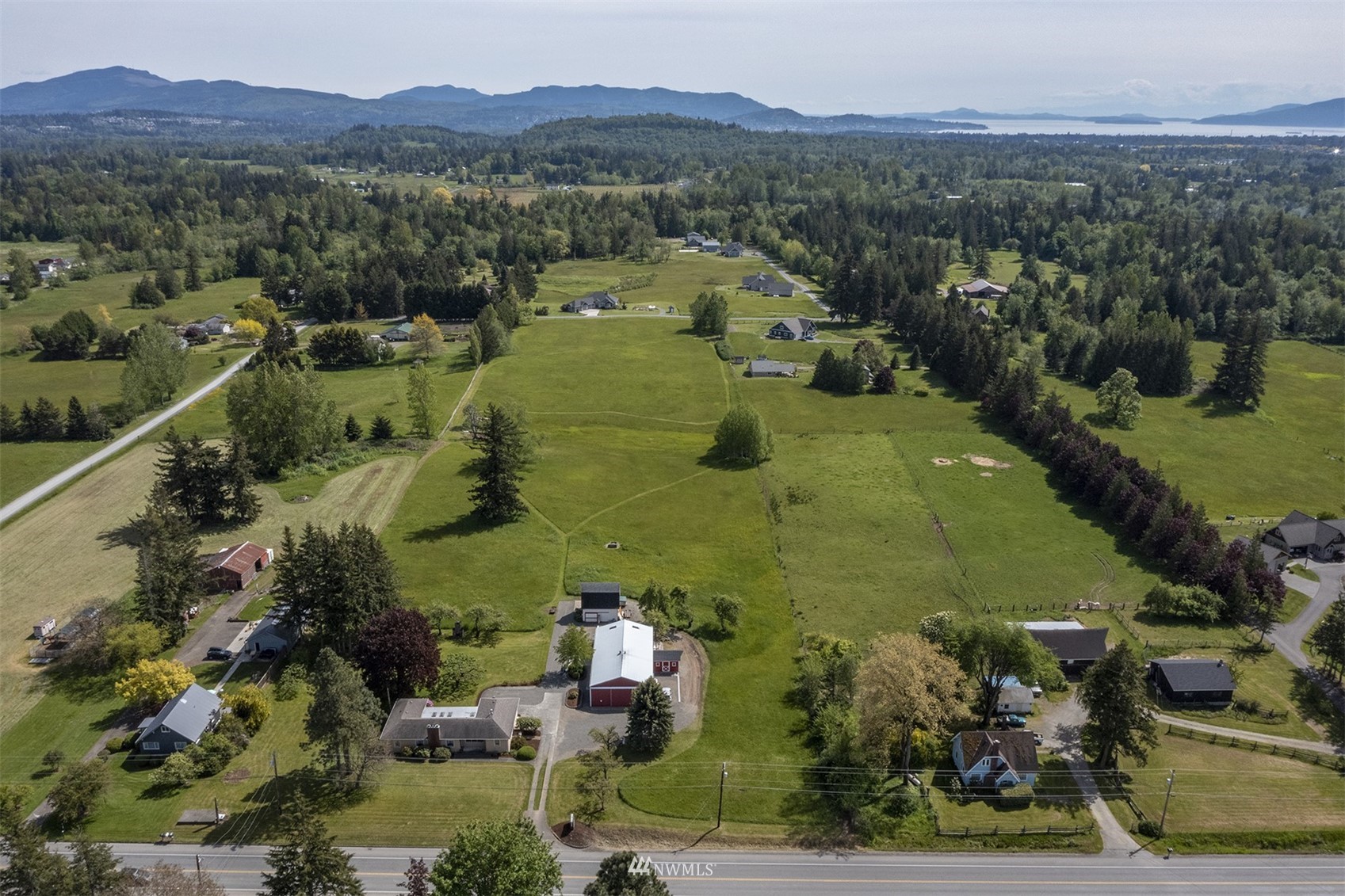 539 East Smith Road Bellingham, WA 98226 - Photo 35 of 40 Gallery Image 35