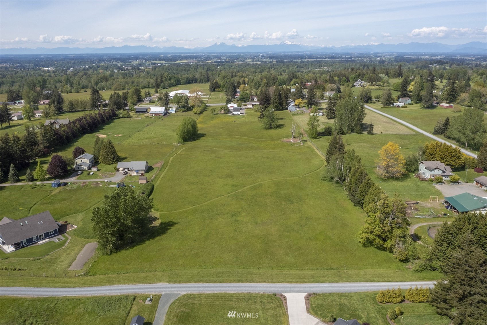 539 East Smith Road Bellingham, WA 98226 - Photo 37 of 40 Gallery Image 37