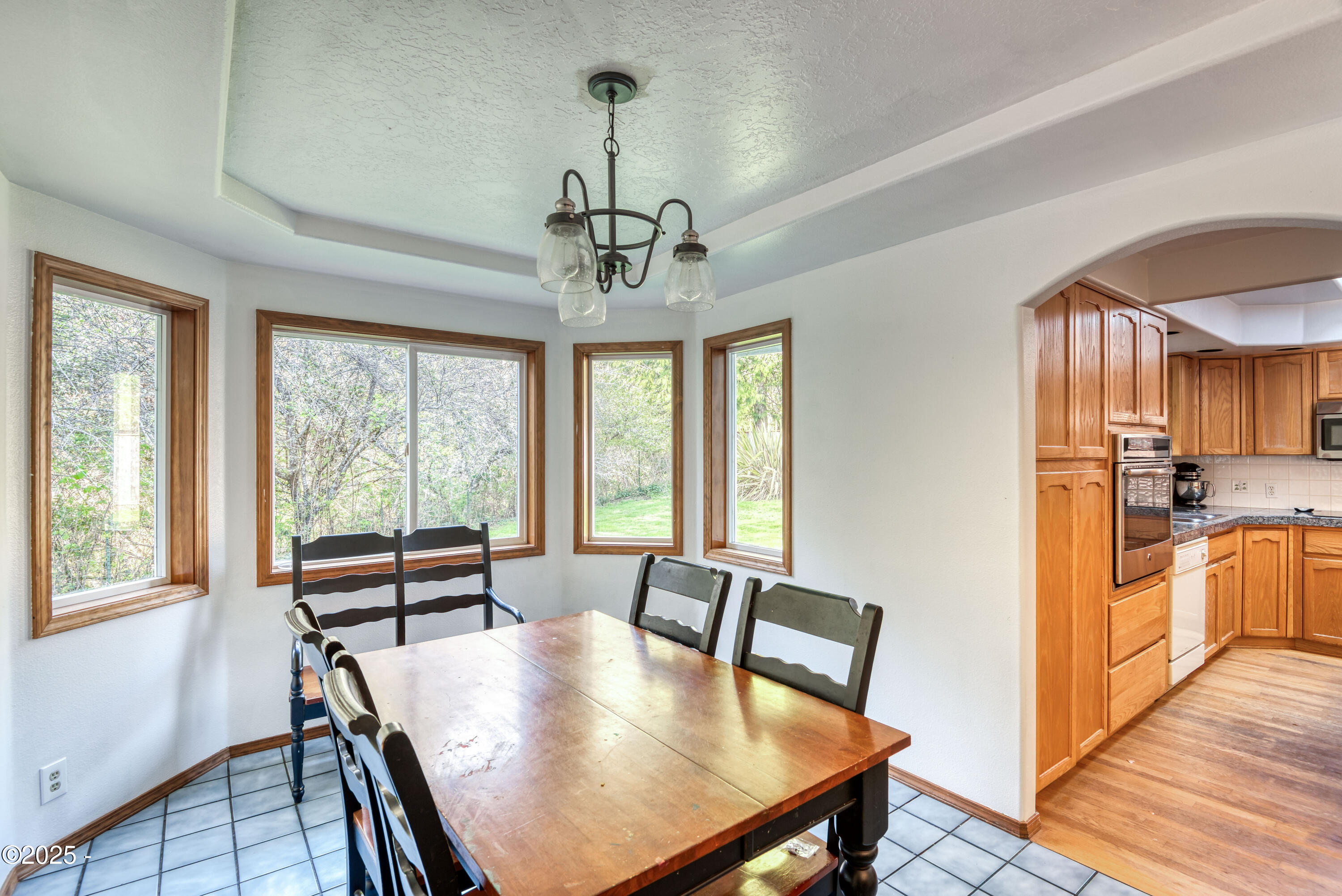 312 Southeast Davis Road Newport, OR 97365 - Photo 12 of 30 Dining Room