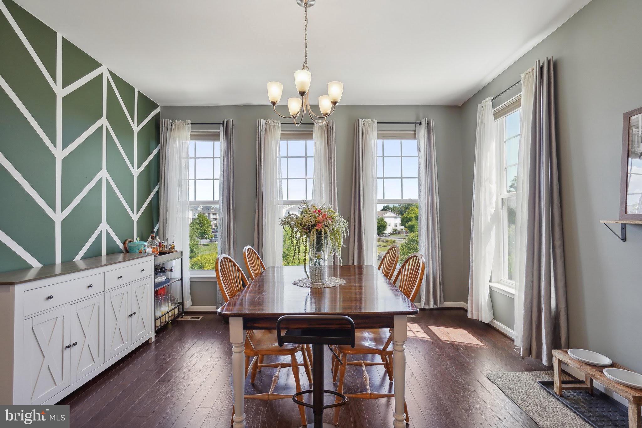 8944 Dahlgren Ridge Road Manassas, VA 20111 - Photo 12 of 40