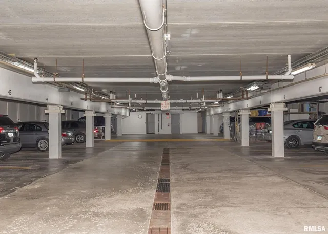 $160,000 | 1350 Kimberly Ridge Road, Unit 310, Bettendorf, IA 52722