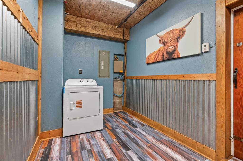 409 Quail Hill Road Normalville, PA 15469 - Photo 13 of 20 a utility room with dryer and washer