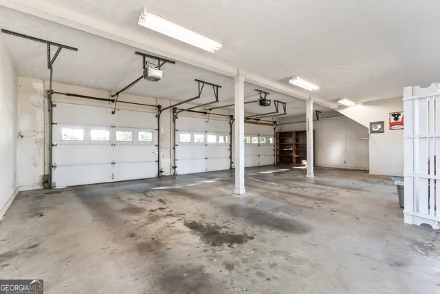 $299,900 | 340 Colvin Drive, Locust Grove, GA 30248