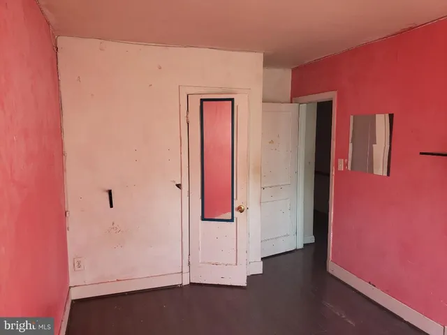 view of an empty room