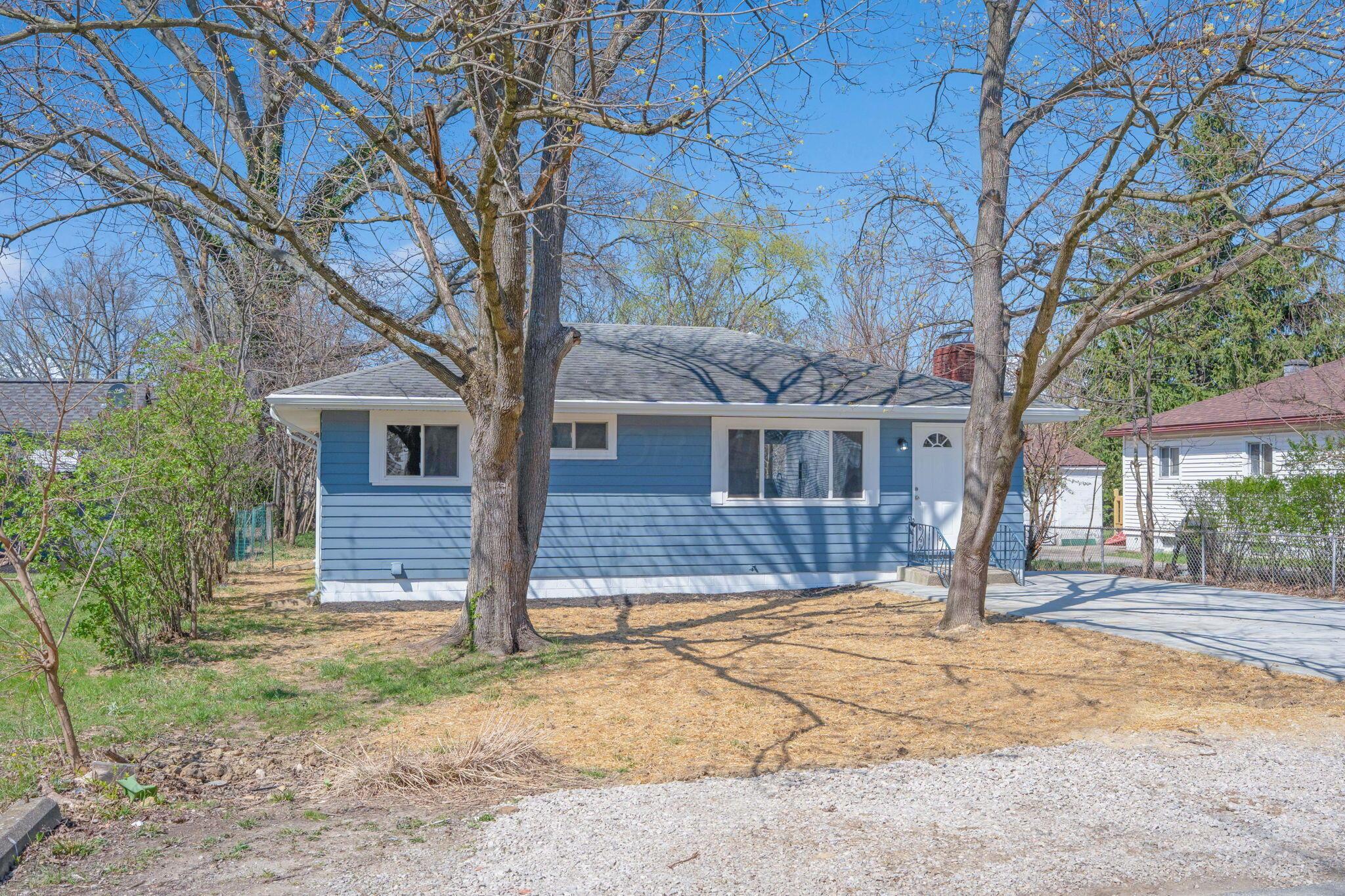 1870 Ward Road Columbus, OH 43224 - Photo 10 of 63 10-web-or-mls-A7401984