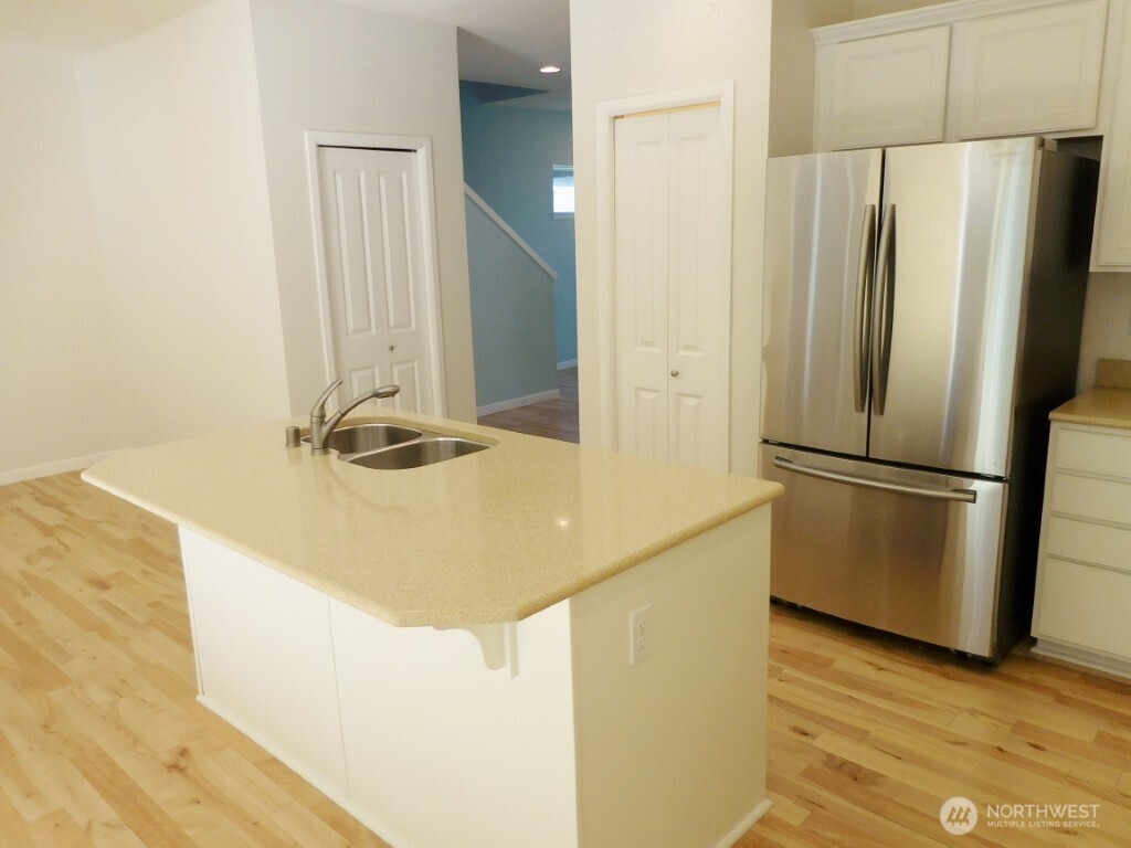 3024 183rd Place Southeast Bothell, WA 98012 - Photo 3 of 16
