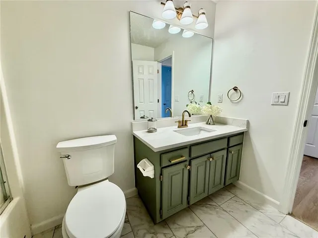 $339,000 | 704 Chaucer Lane, Warrensburg, MO 64093