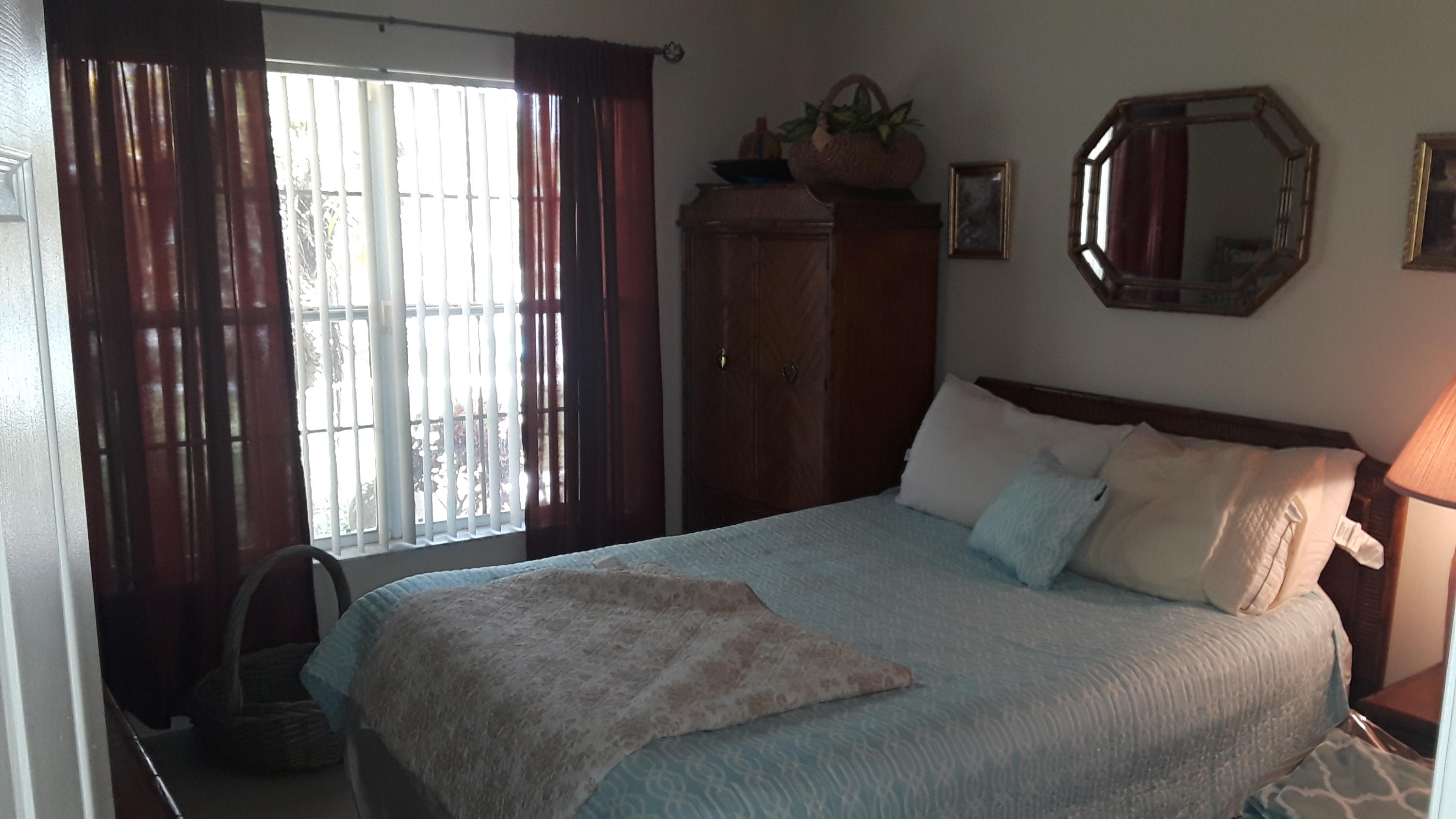 9549 Carousel Circle East Boca Raton, FL 33434 - Photo 16 of 28 3rd bedroom