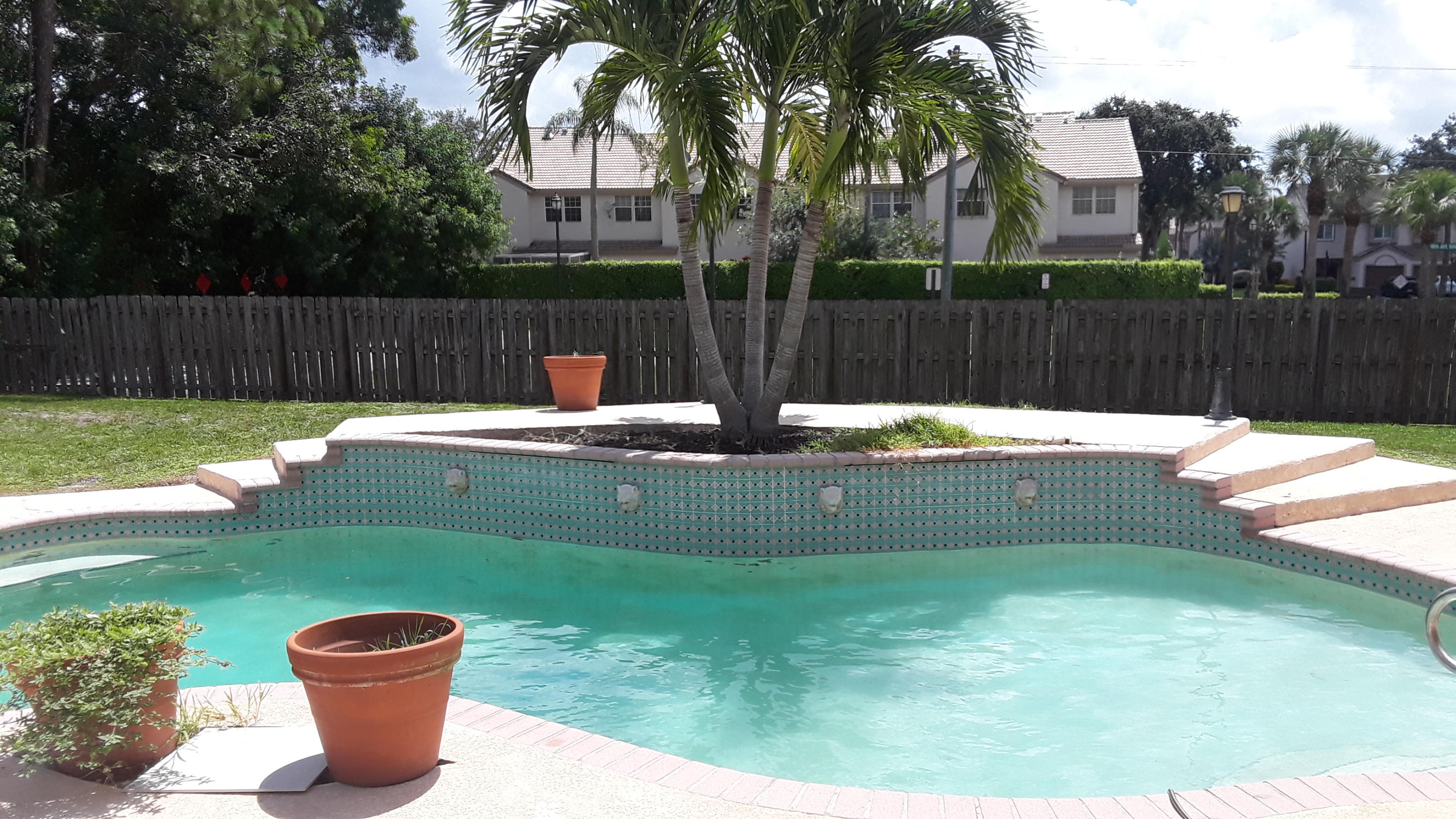 9549 Carousel Circle East Boca Raton, FL 33434 - Photo 21 of 28 pool