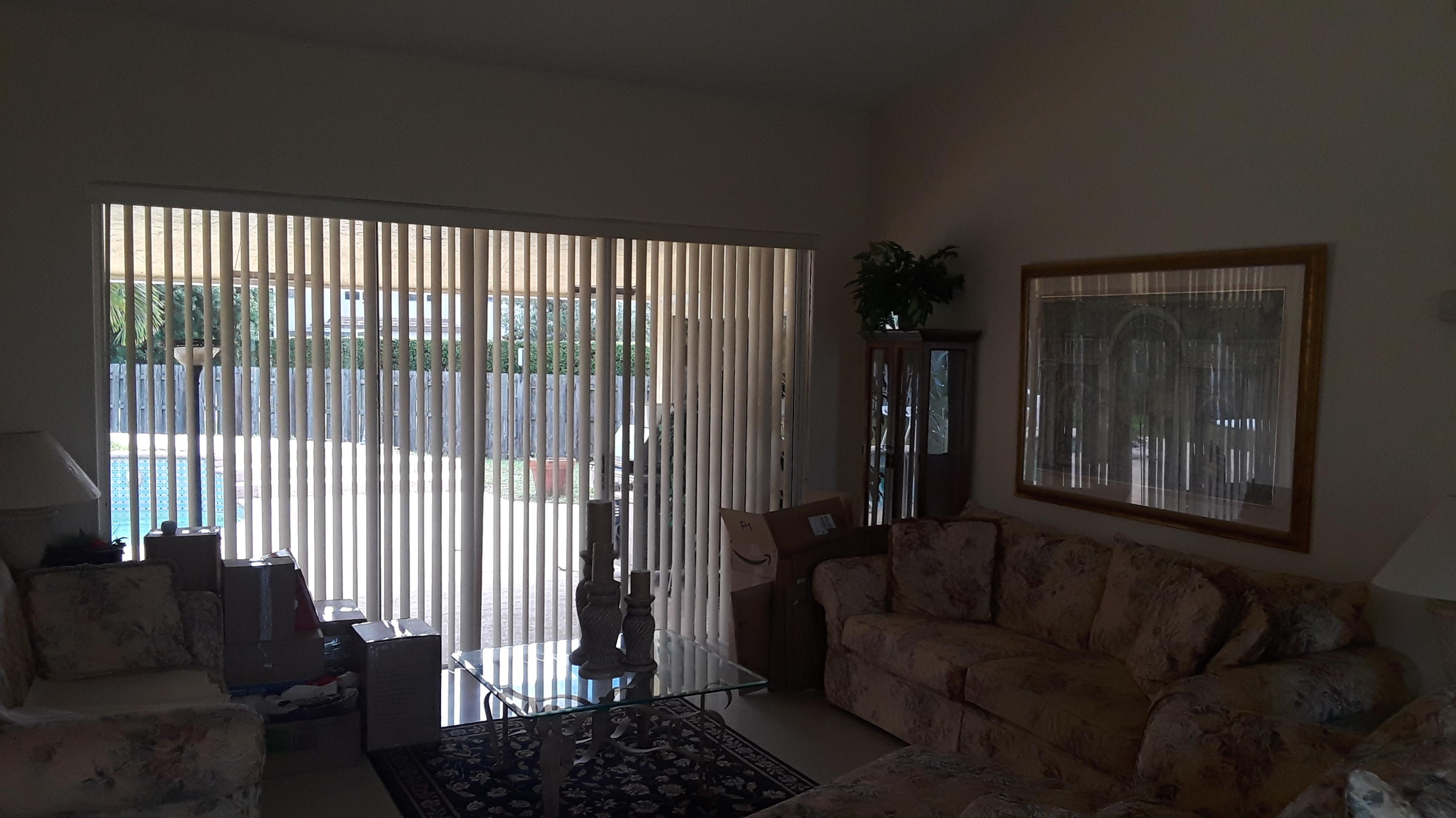 9549 Carousel Circle East Boca Raton, FL 33434 - Photo 3 of 28 living room