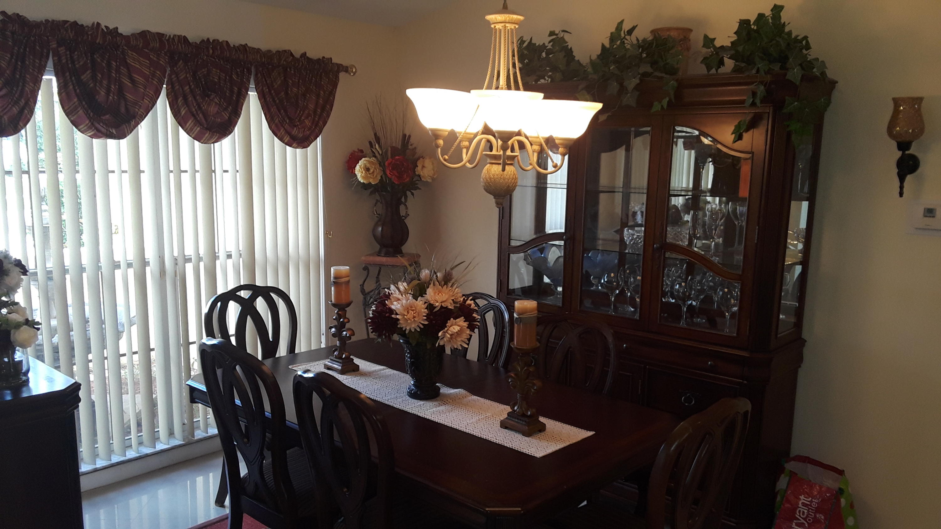 9549 Carousel Circle East Boca Raton, FL 33434 - Photo 4 of 28 dining room
