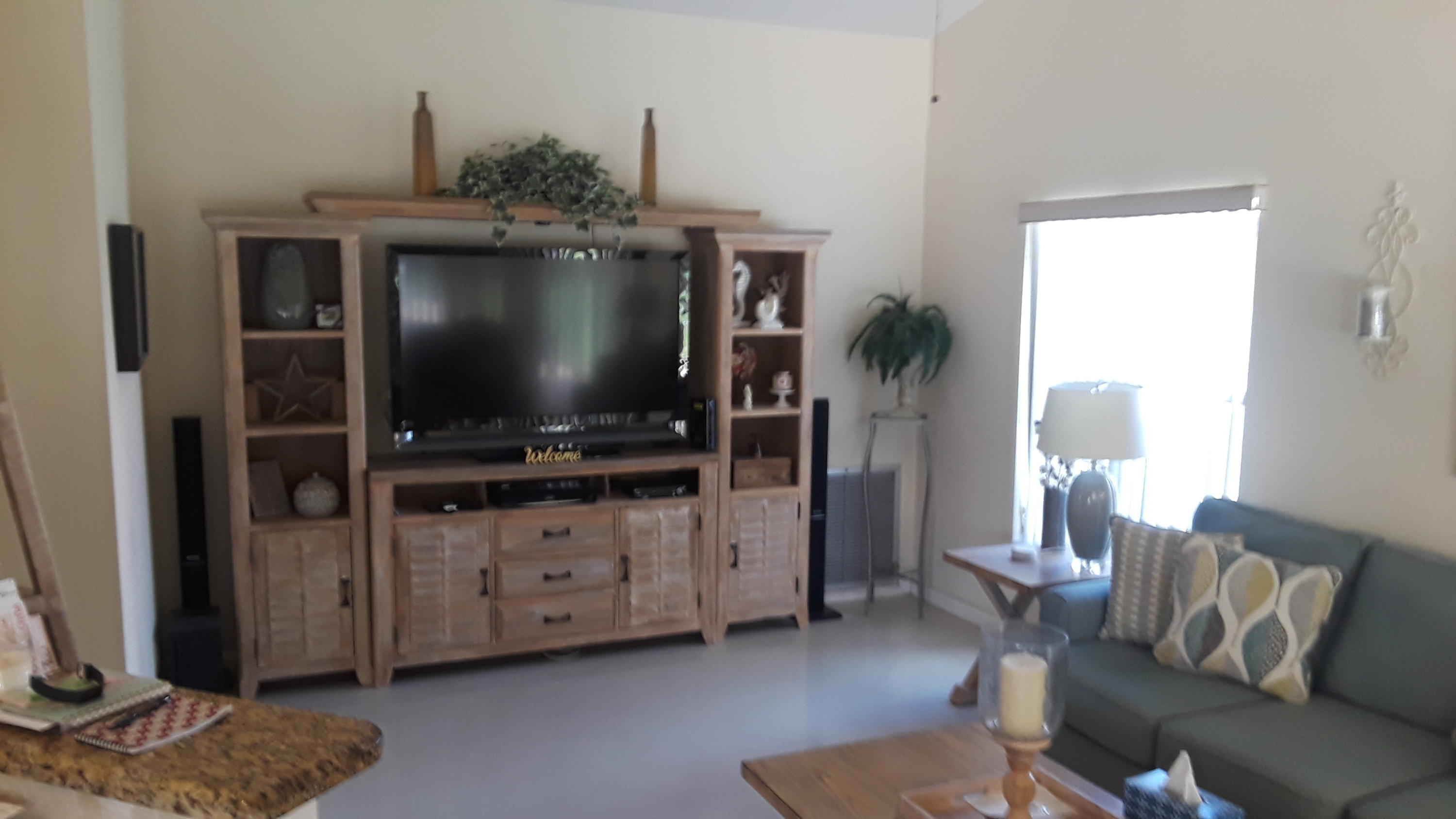 9549 Carousel Circle East Boca Raton, FL 33434 - Photo 5 of 28 family room