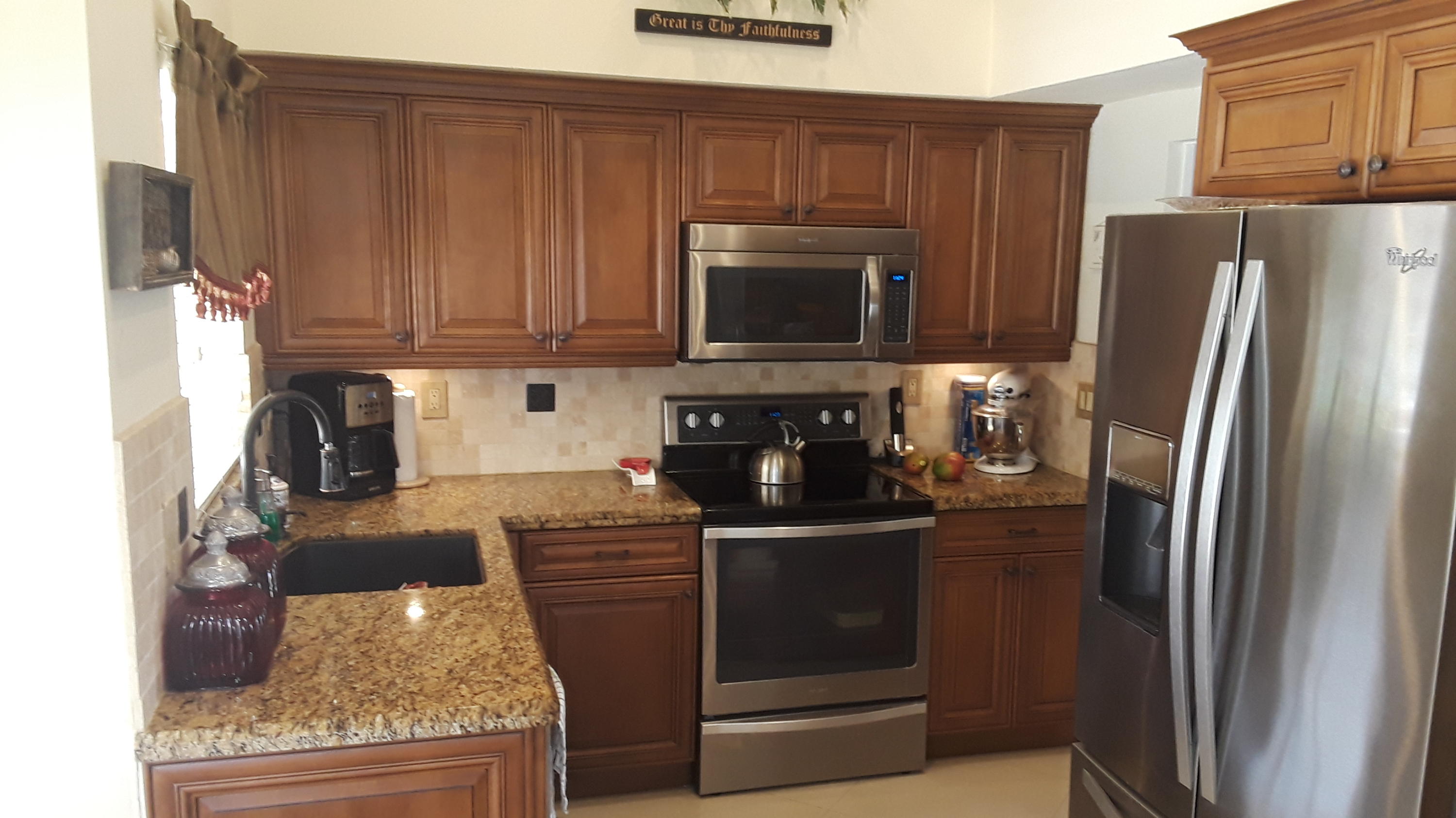 9549 Carousel Circle East Boca Raton, FL 33434 - Photo 8 of 28 kitchen