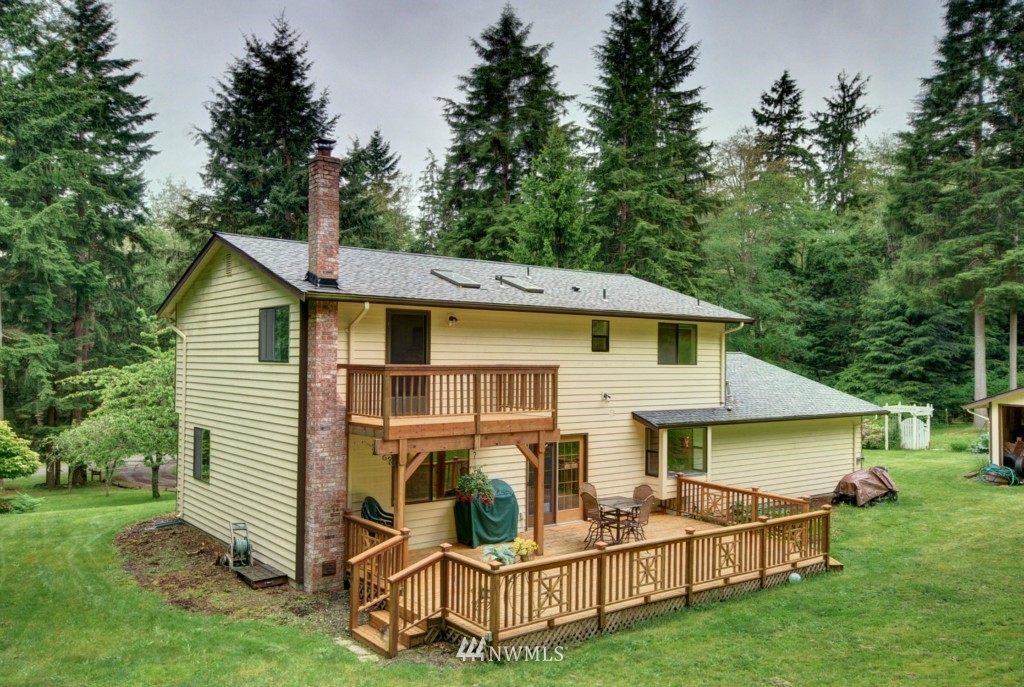 1415 Eagle Ridge Road Oak Harbor, WA 98277 - Photo 2 of 15 Gallery Image 2