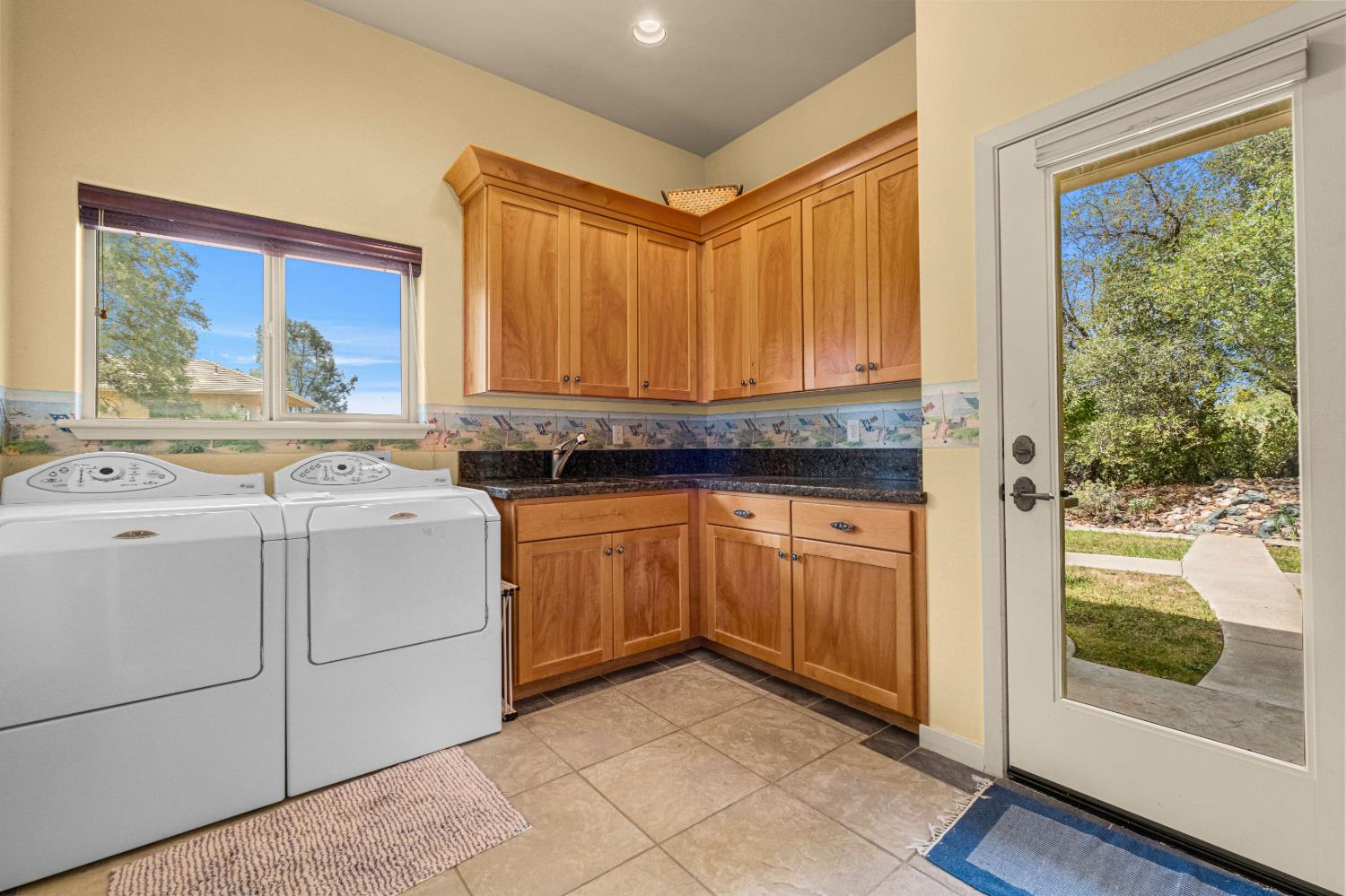 2211 Terrace View Court Cool, CA 95614 - Photo 41 of 99