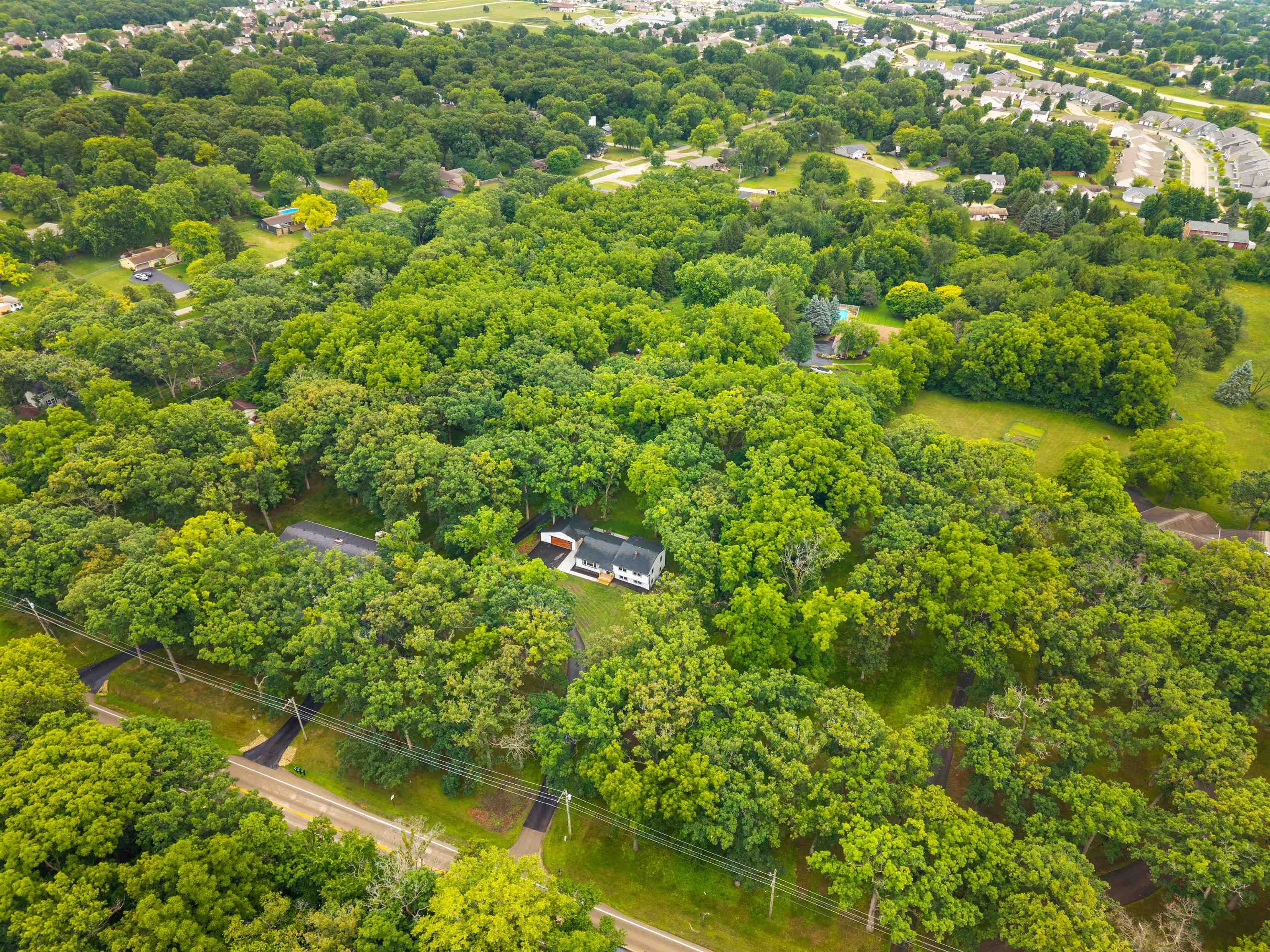 6427 Harlem Road Loves Park, IL 61111 - Photo 4 of 28