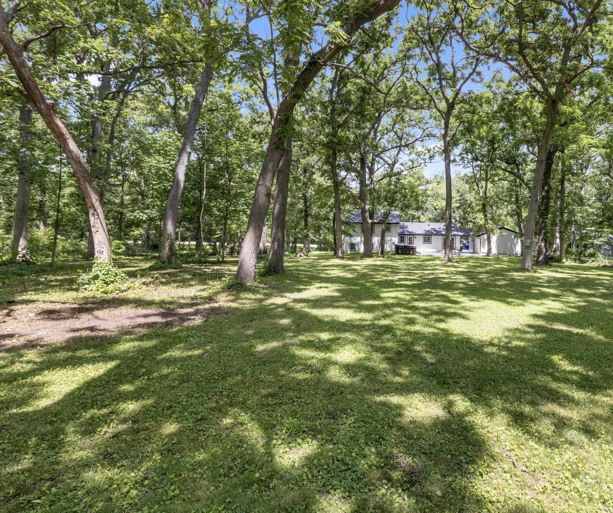 6427 Harlem Road Loves Park, IL 61111 - Photo 7 of 28