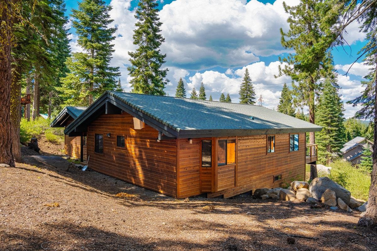 11030 Ski Slope Way Truckee, CA 96161 - Photo 26 of 28