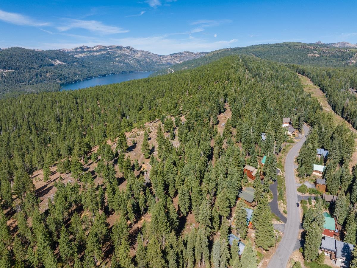 11030 Ski Slope Way Truckee, CA 96161 - Photo 28 of 28