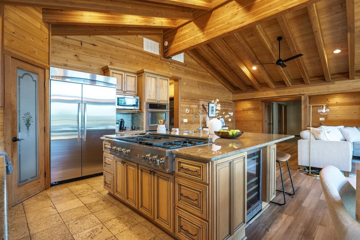 11030 Ski Slope Way Truckee, CA 96161 - Photo 3 of 28