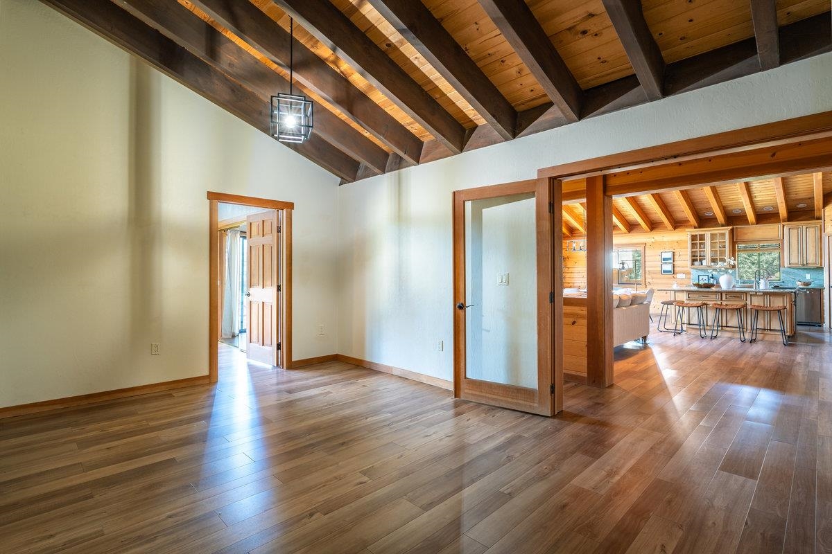 11030 Ski Slope Way Truckee, CA 96161 - Photo 10 of 28