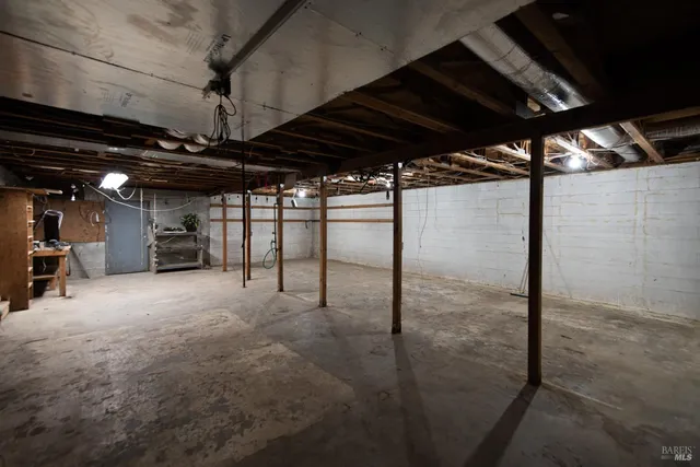 a view of empty room